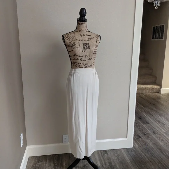 Vintage R M Richards Beaded Suit Jacket with Skirt - Picture 5 of 8